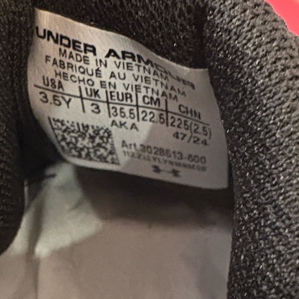 NEW [Under Armour] Lockdown 7 Black/Red/White Athletic Sneakers Shoes Youth 3.5 - Picture 11 of 12